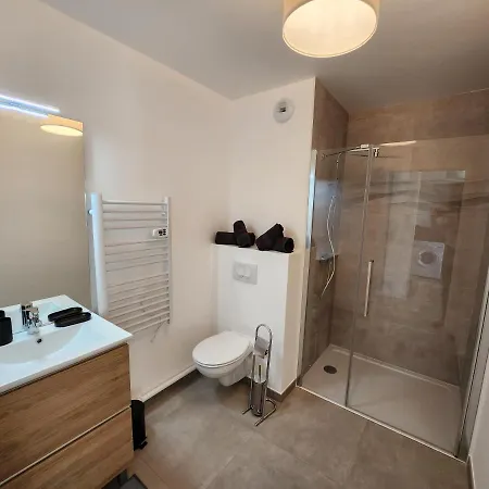 Апартаменти Le Quai Des Verts *